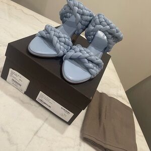 Bottega Veneta intreccio nappa sandal